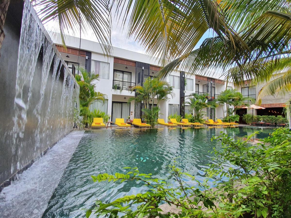 เซ็นทรัล คอร์เนอร์ ดังกอร์ โรงแรม 4*