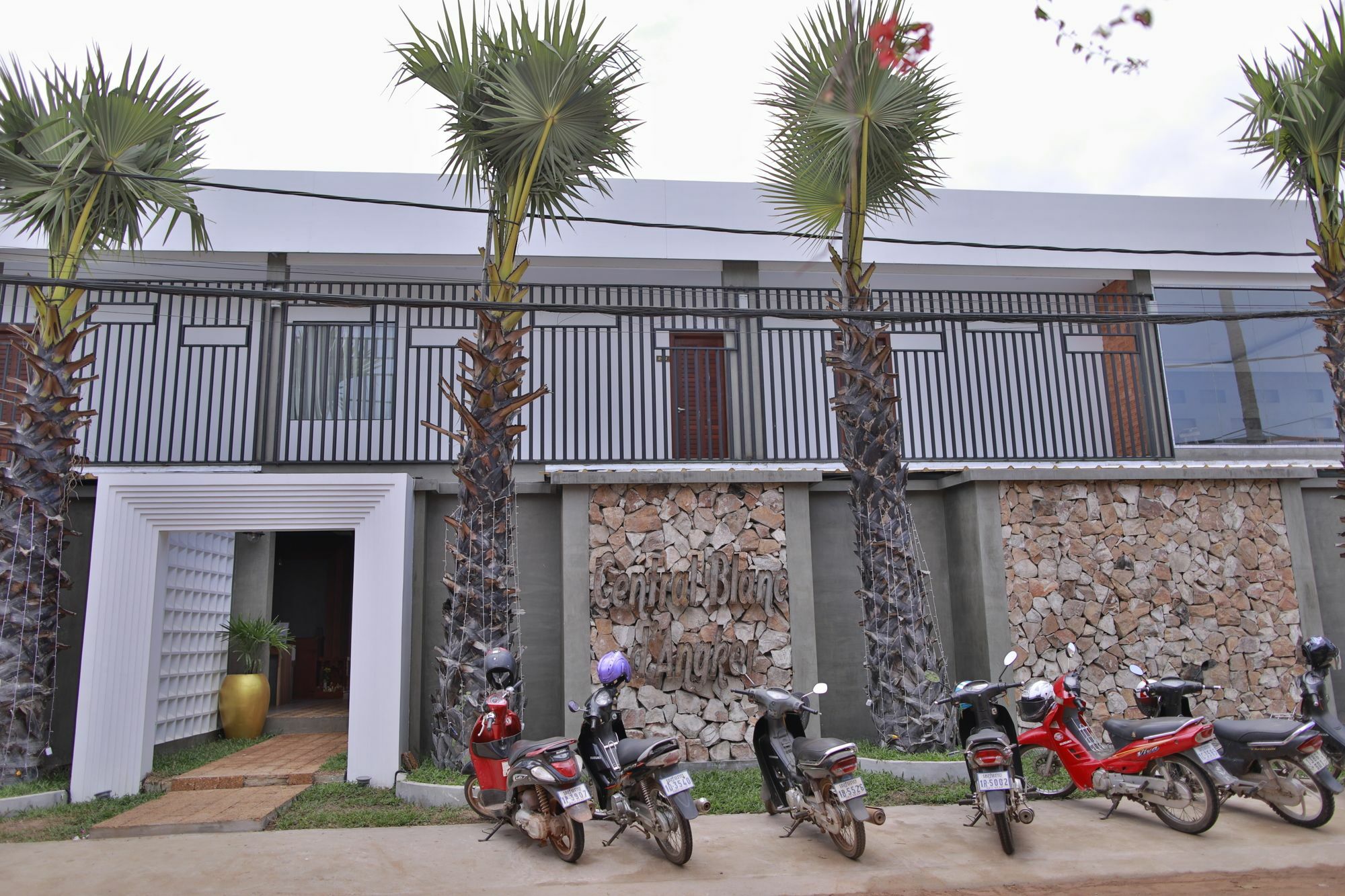 Hotel Corner D'angkor 4*